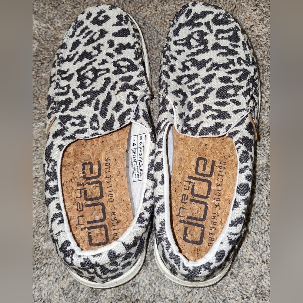 Grey Leopard Hey Dudes